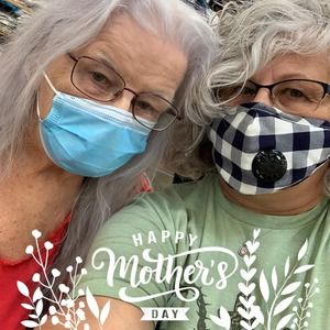 Meet your Posher, Renee